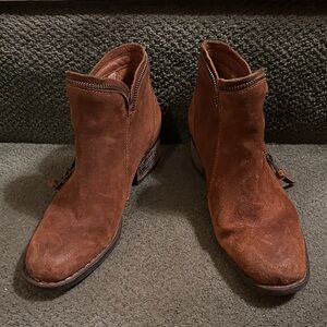 Born Chestnut Boots
